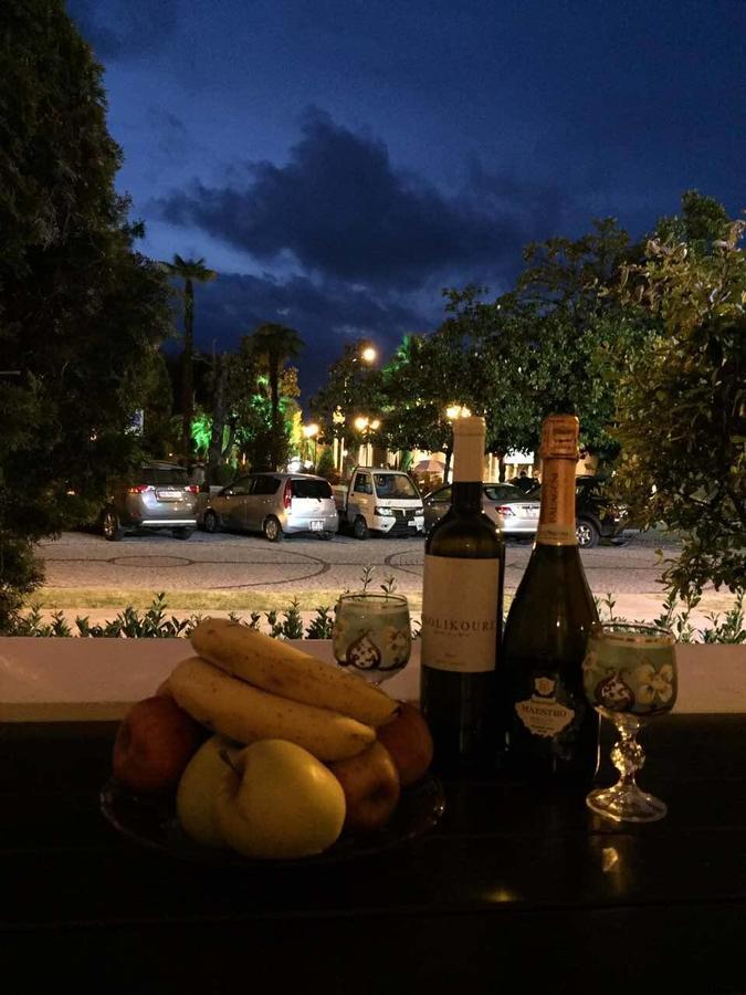 巴统 Mar Nero旅舍 外观 照片